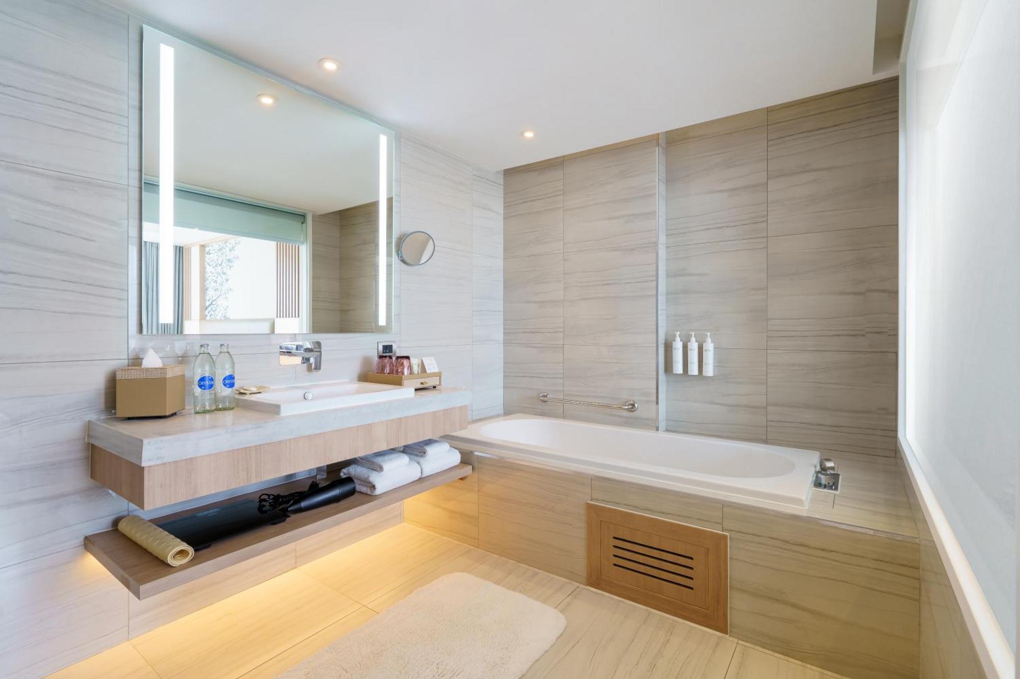 Courtyard By Marriott North Pattaya Exterior foto
